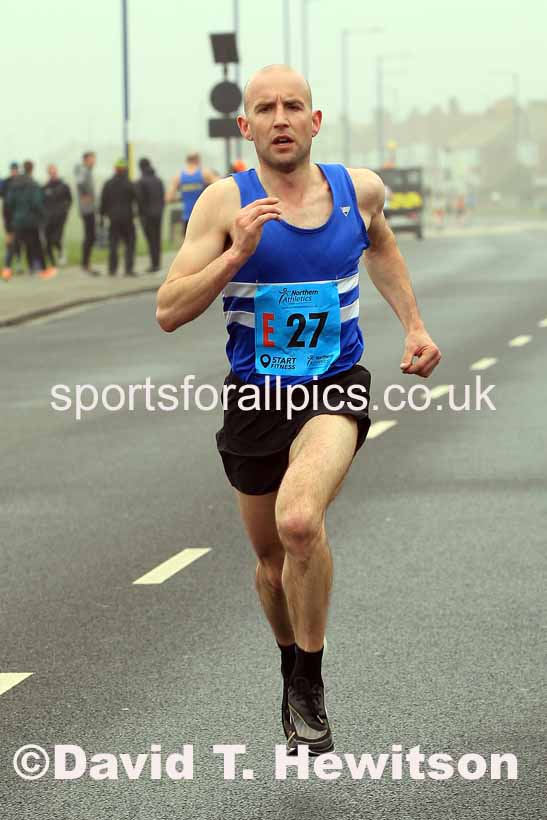 Senior mens 12 Stage 2023 Northern Mens 12 stage and Womens 6 Stage Relays and Young Athletes, Redcar. Photo: David T. Hewitson/Sports for All Pics